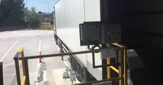 POse_de_minirampes_garde-corps_et_systeme_de_blocage_de_roue_Eureka_chateaurenard